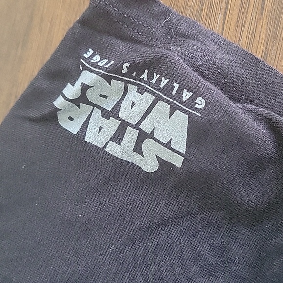 Disney's Star Wars Rise of the Resistance Tee 🩶🖤 - Picture 3 of 9